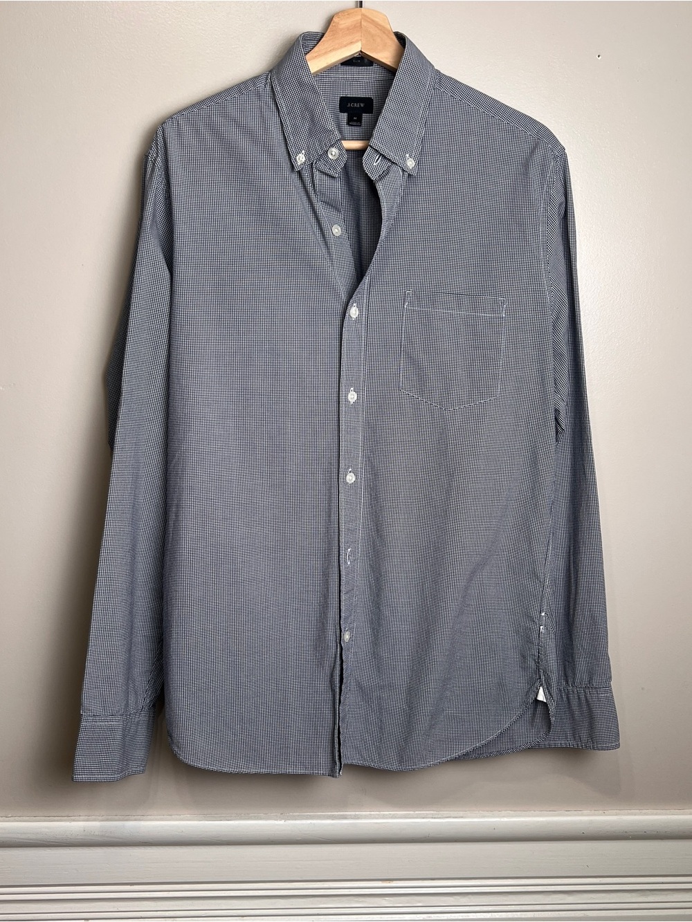 J. Crew Slim Mens Medium, Blk & White Checkered Button Down Shirt, EUC
